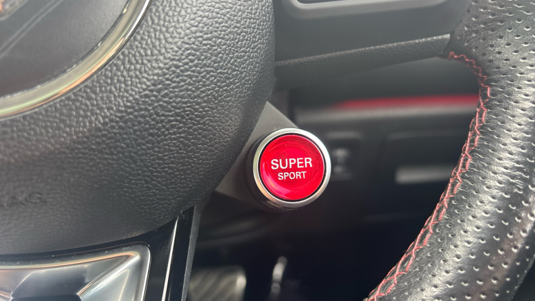 MG Hs 1.5 T-GDI Exclusive 5dr DCT Petrol Hatchback